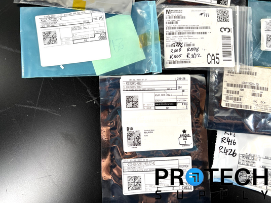 Lot of Misc Passive/Active Parts Capacitor/Resistor/Regulator/Transistor/Chip