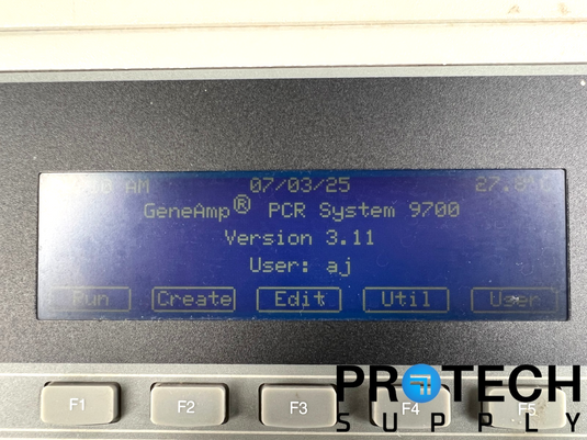 Applied Biosystems N8050200 Thermal Cycler (Powers on) FOR PARTS / REPAIR