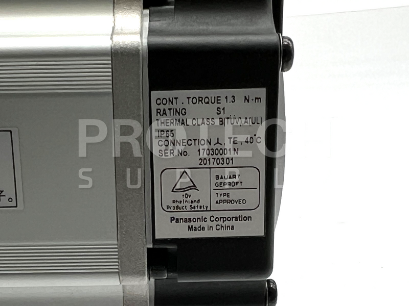 Load image into Gallery viewer, Panasonic MSMD042S1S AC Servo Motor NEW with WARRANTY
