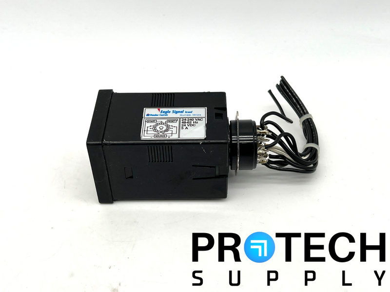 Load image into Gallery viewer, Eagle Signal B506 Repeat Cycle Programmable Timer for PARTS / REPAIR
