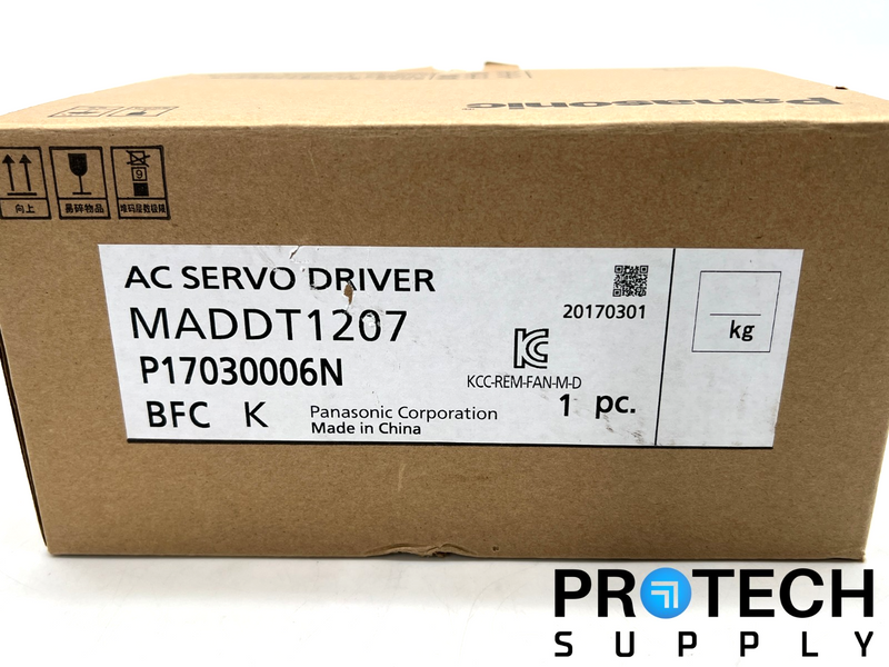 Load image into Gallery viewer, Panasonic MADDT1207 AC Servo Drive NEW with WARRANTY
