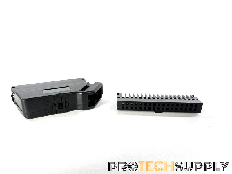 Load image into Gallery viewer, NEW Keyence OP-42224 MIL 34-Pin Slim Connector Set with WARRANTY
