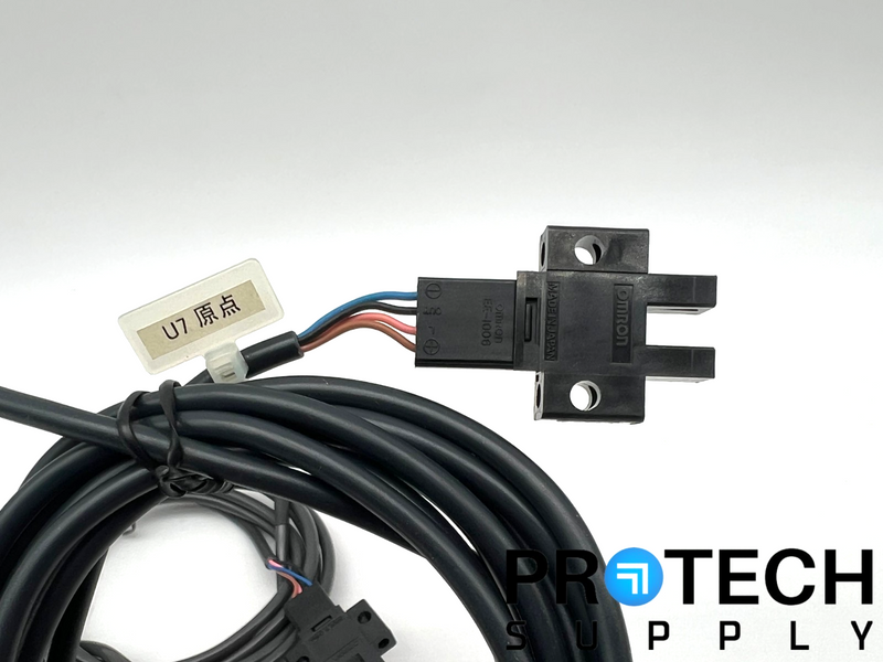 Load image into Gallery viewer, (Lot of 5) OMRON EE-SX670 / EE-1006 Optical Sensor with WARRANTY
