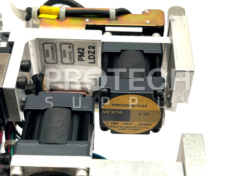 Load image into Gallery viewer, Lot of  Vexta PMM33AH2-C44 Stepper Motor Clamp Assembly
