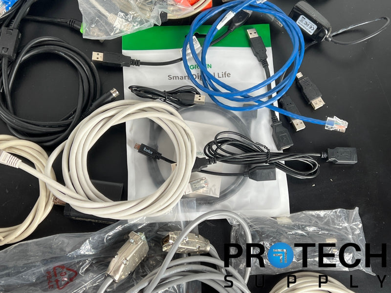 Load image into Gallery viewer, Lot of Misc Computer / Networking / Industrial Cables

