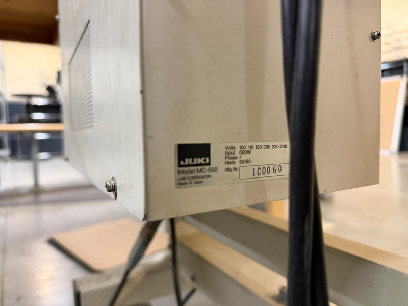 Load image into Gallery viewer, JUKI LK-1920HA Sewing Machine + MC-592
