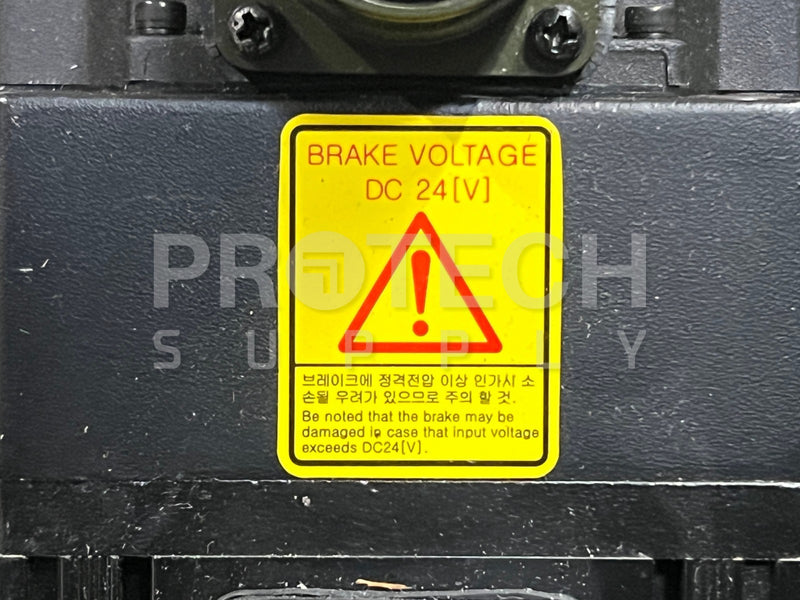 Load image into Gallery viewer, Emerson XVM-13068-CBNS-0000 Servo Motor 3000RPM 240VAC 9.23A GUARANTEED
