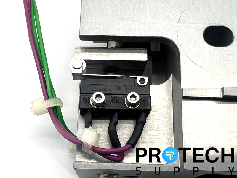 Load image into Gallery viewer, Magnet Schultz AO100382 Industrial Electric Bolt Lock Assy with WARRANTY
