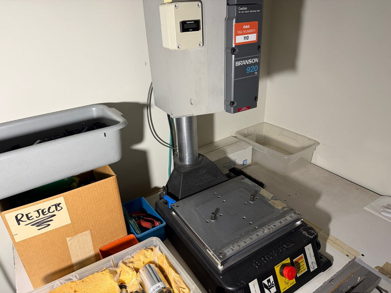 Load image into Gallery viewer, Branson 920IW Ultrasonic Welder + 922JA Converter + Accessories
