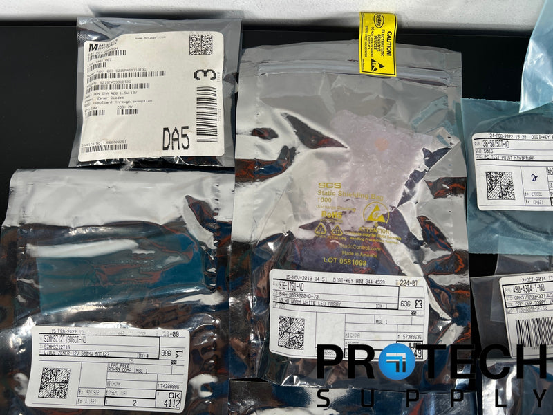 Load image into Gallery viewer, (Lot of Misc) Capacitor / Resistor / Diode / Transistor
