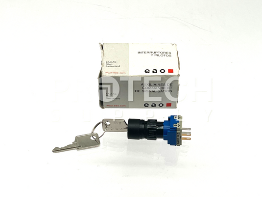 EAO EUS-61-2215.025X Key Switch NEW with WARRANTY