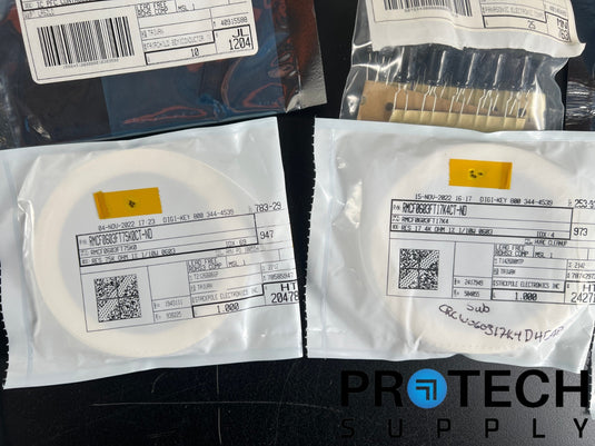 Lot of Miscellaneous Capacitor/Resistor/Regulator/Transistor/Chip