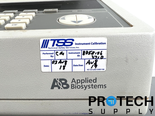 Applied Biosystems N8050200 Thermal Cycler (Powers on) FOR PARTS / REPAIR