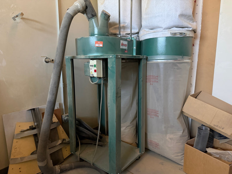 Load image into Gallery viewer, Grizzly Industrial Dust Collector

