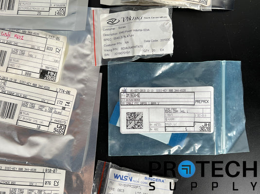 (Lot of Misc) Capacitor / Resistor / Diode / Optoisolator / Transistor