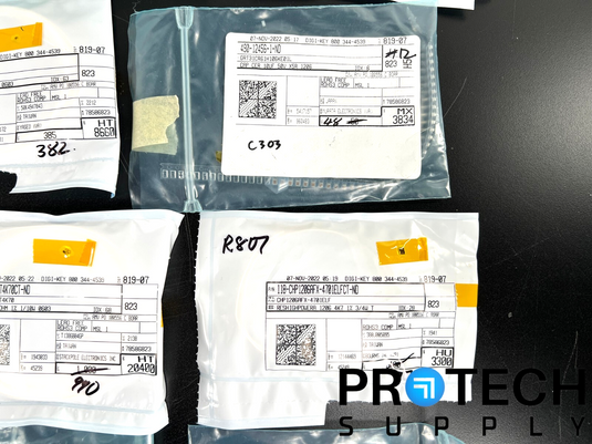 Lot of Misc Passive/Active Parts Capacitor/Resistor/Regulator/Transistor/Chip