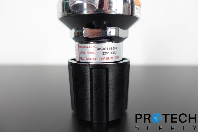 Load image into Gallery viewer, CONCOA 2052001-01-000 Single Stage Line Regulator NPT Female NEW with WARRANTY
