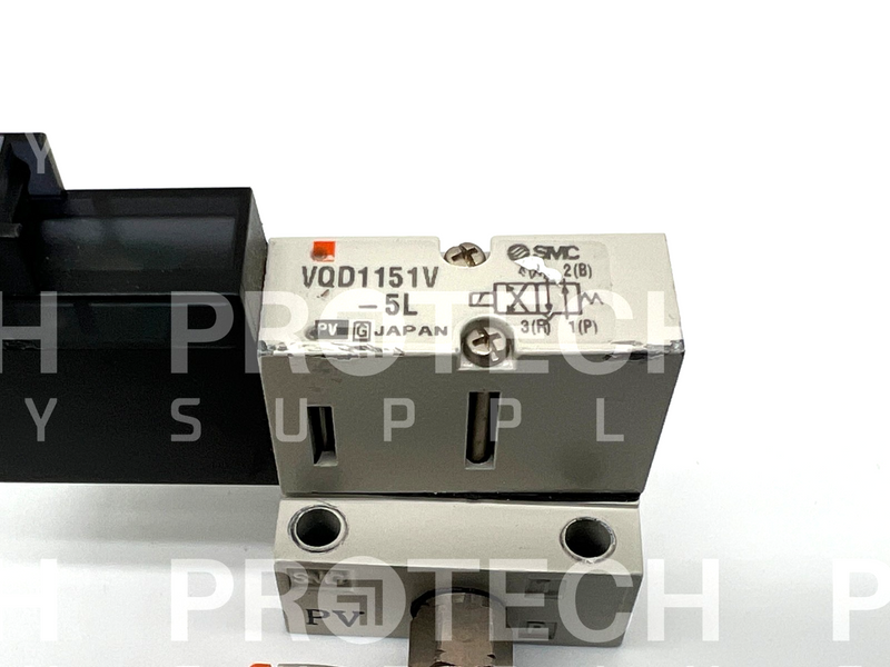 Load image into Gallery viewer, (Lot of 2) SMC VQD1151V Solenoid Valve with WARRANTY
