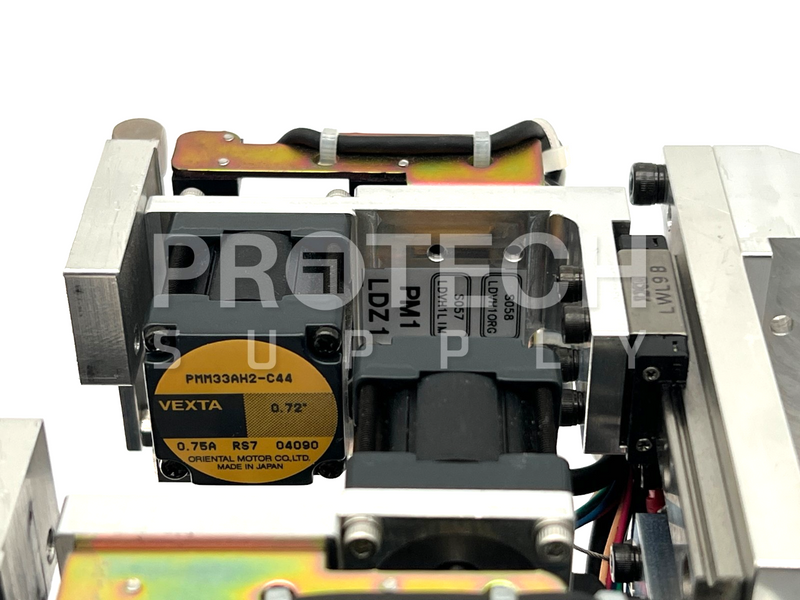 Load image into Gallery viewer, (Lot of 6) Vexta PMM33AH2-C44 Stepper Motor Clamp Assembly
