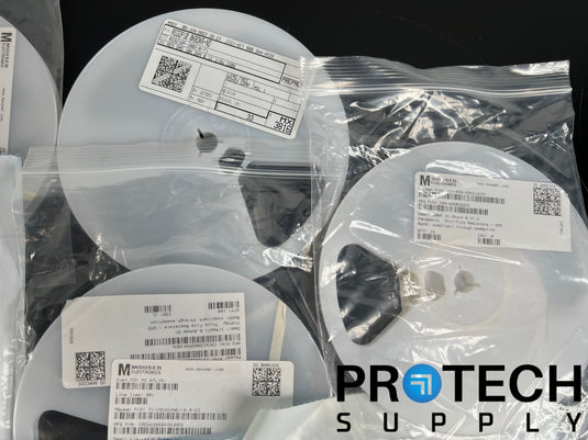 (Lot of Misc) Capacitors / Resistor