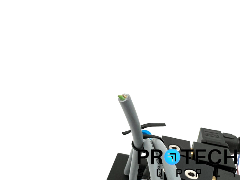 Load image into Gallery viewer, VAT 29028-KA21-0001 Angle Valve with WARRANTY
