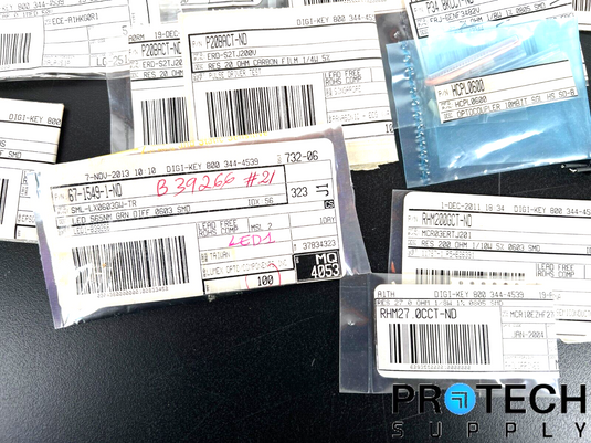 Lot of Miscellaneous Capacitor/Resistor/Regulator/Transistor/Resistor/Inverter