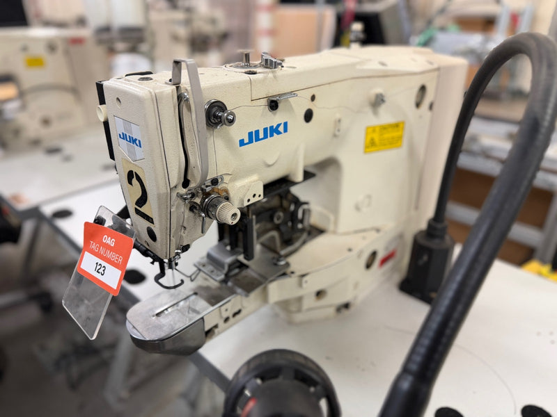 Load image into Gallery viewer, JUKI LK-1910HS Sewing Machine Complete Workstation
