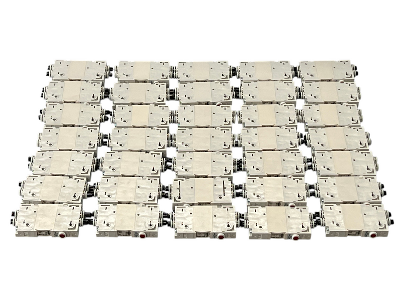 Load image into Gallery viewer, (Lot of 35) SMC VQ1000-FPG-C6C6 Perfect Check Block Valve
