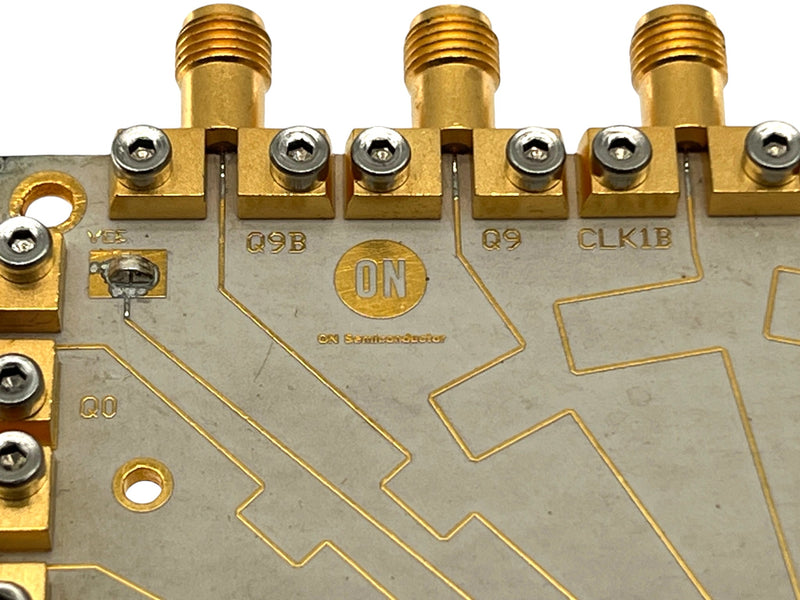 Load image into Gallery viewer, Onsemi SG111 Clock Buffer Evaluation Board
