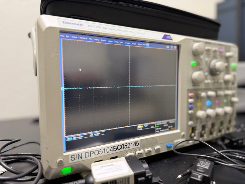 Load image into Gallery viewer, Tektronix DPO5104B 1GHz 10GS/s 4-Ch Oscilloscope w/ TCP0020 Current &amp; TPP1000 Probes
