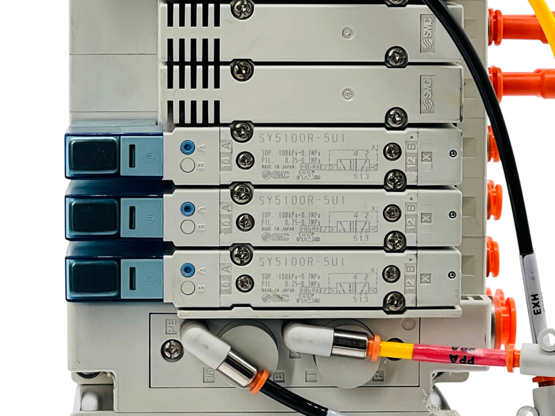 Load image into Gallery viewer, SMC EX600-SEN3 EtherNet/IP Valve Manifold 3x SY5100R-5U1
