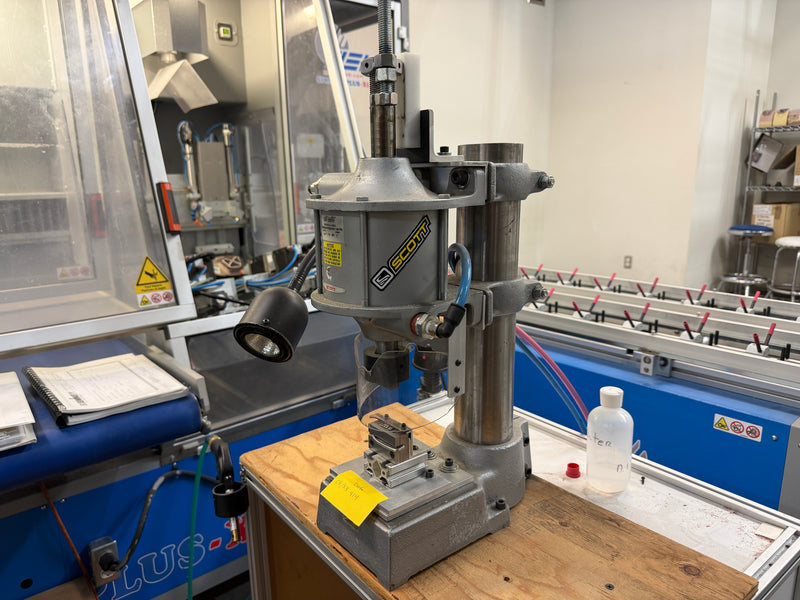 Load image into Gallery viewer, MEI System SPHERA 2 PLUS - XL Auto Lens Edger + Universal Chain Loader
